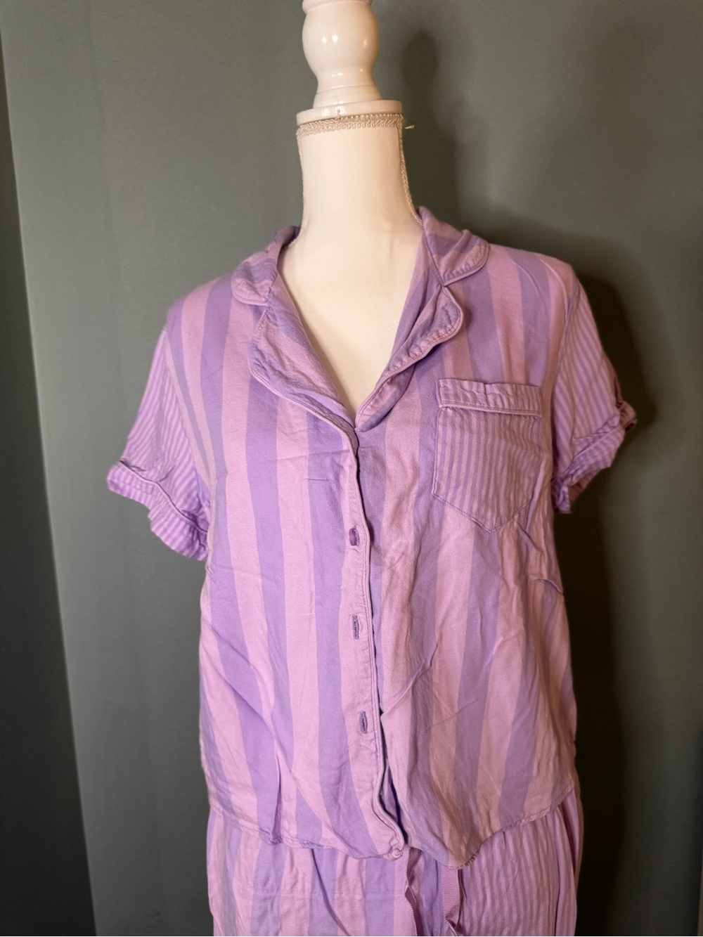 JOYSPUN Capri Lavender Striped Short Sleeve Pajama Set Small Cotton - Picture 2 of 3